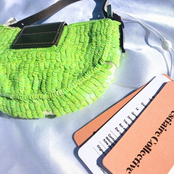 💚SOLD FENDI SEQUIN CROISSANT💚 - Picture 4 of 11